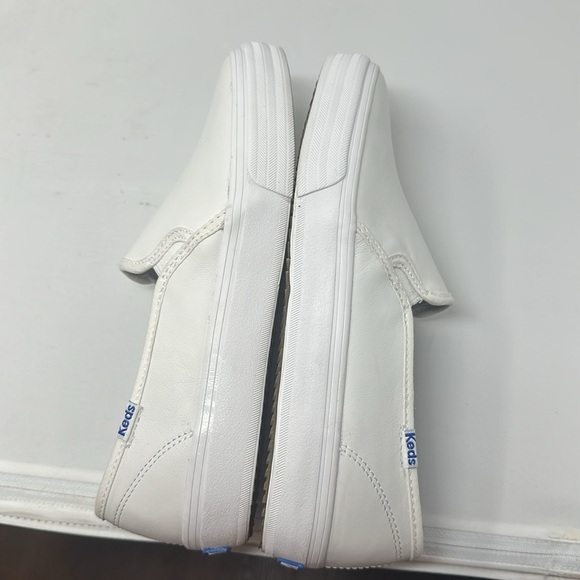 Keds slip on size 6 1/2 wide - Picture 4 of 6